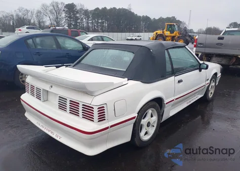 1989 Ford Mustang Gt/Cobra Gt z USA, uszkodzony, nr VIN 1FABP45E5KF126327